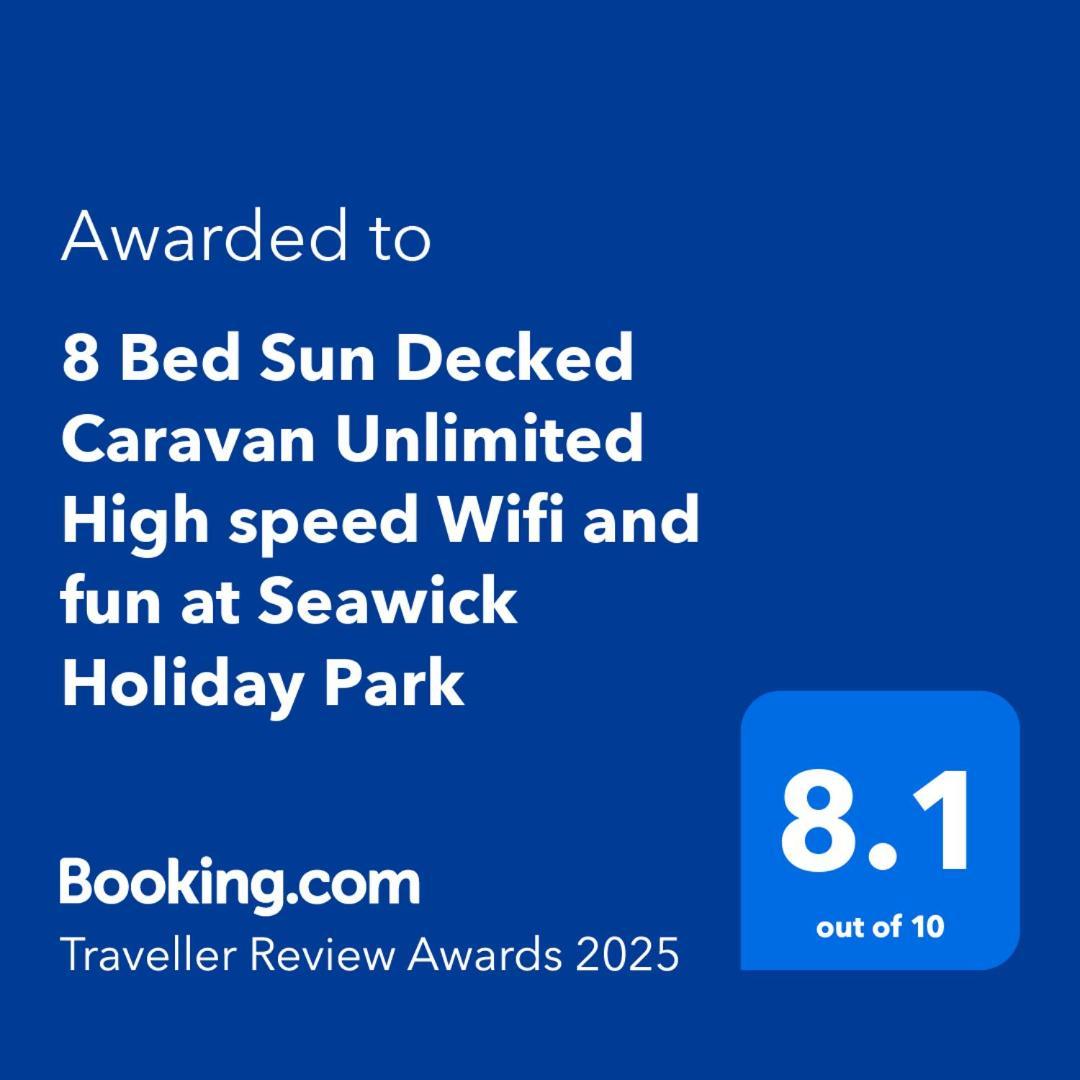 8 Bed Sun Decked Caravan Unlimited High Speed Wifi And Fun At Seawick Holiday Park Клактон-он-Сі Екстер'єр фото